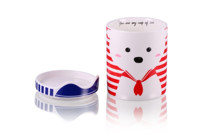 Porcelanowy kubek  dla dziecka z pokrywką